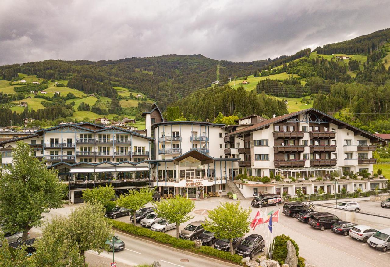 Wohlfuehlhotel Schiestl Fügen Exteriör bild