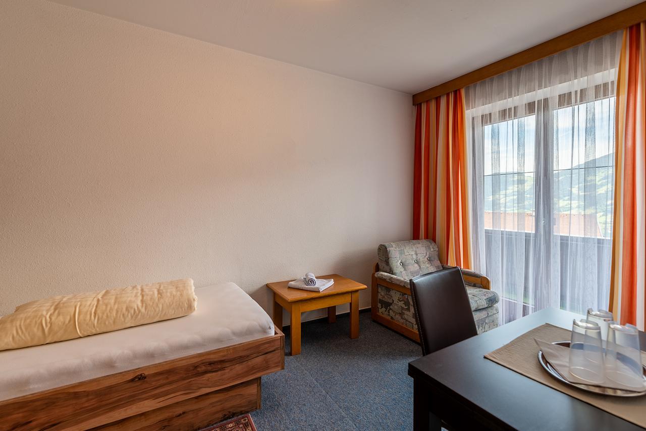 Wohlfuehlhotel Schiestl Fügen Exteriör bild
